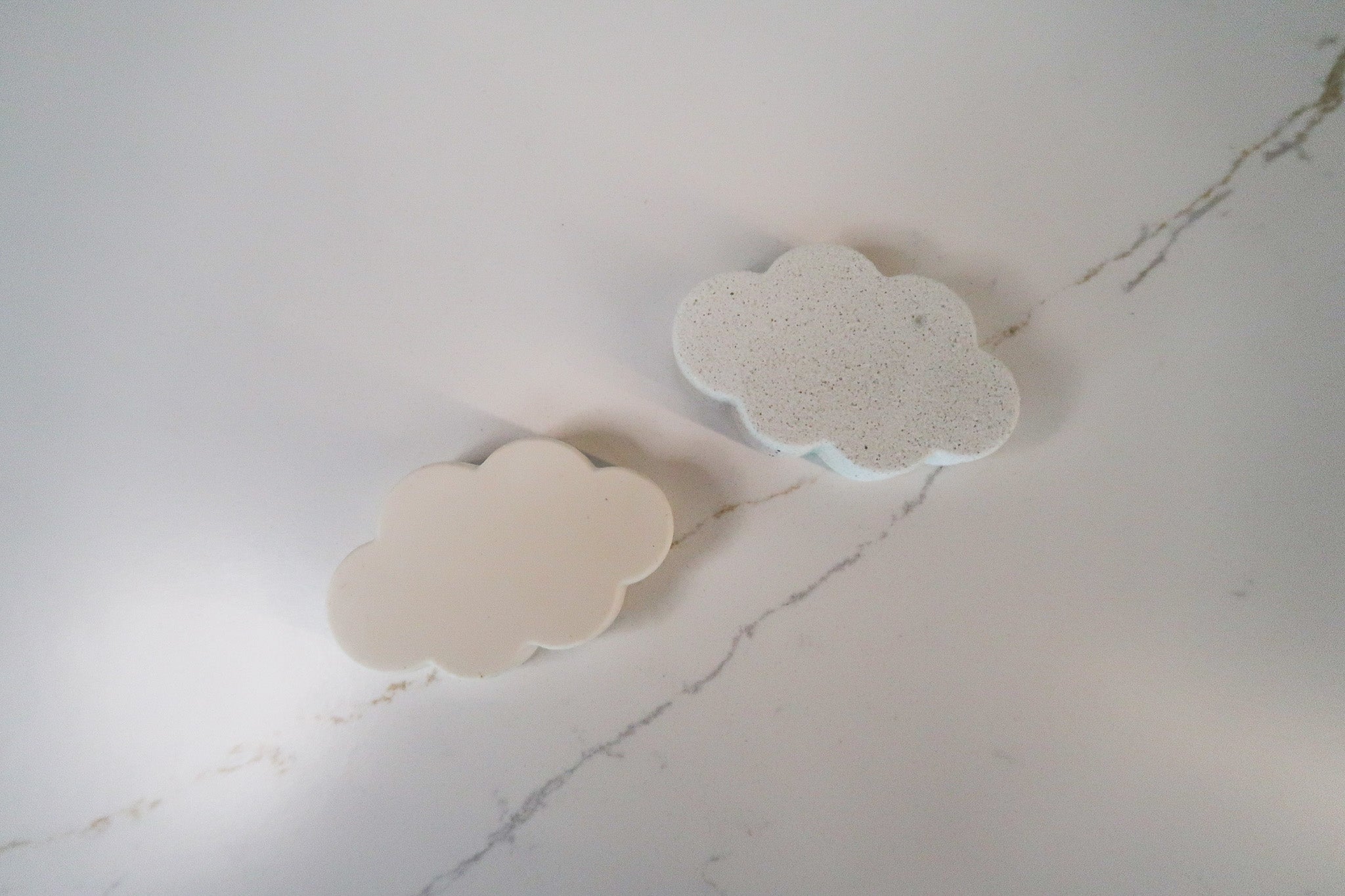 Cloud-Kartenhalter