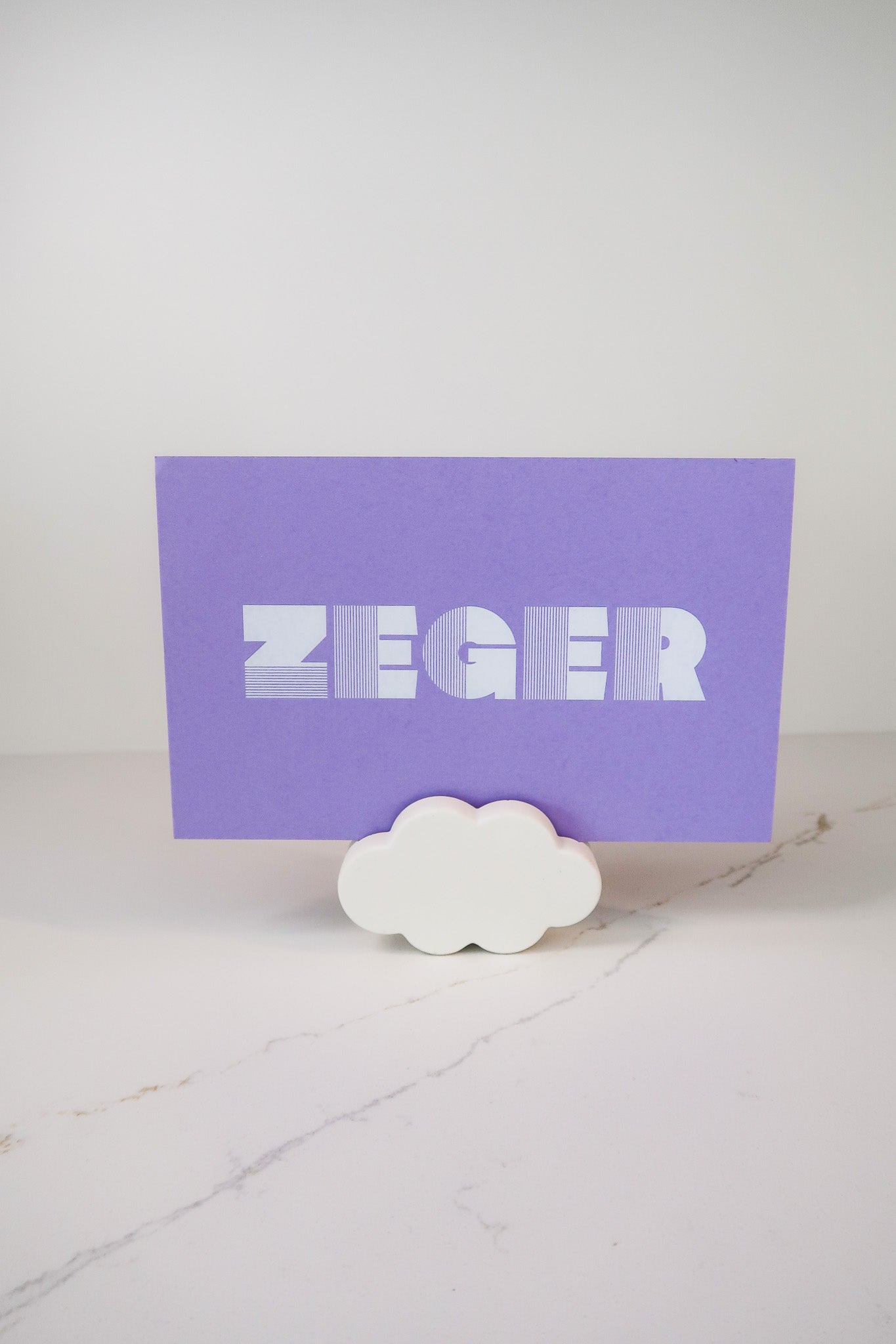 Cloud-Kartenhalter