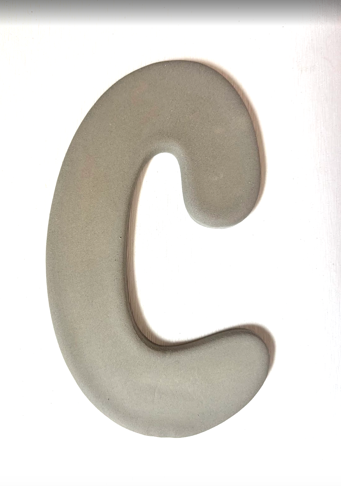 Keramische letter C