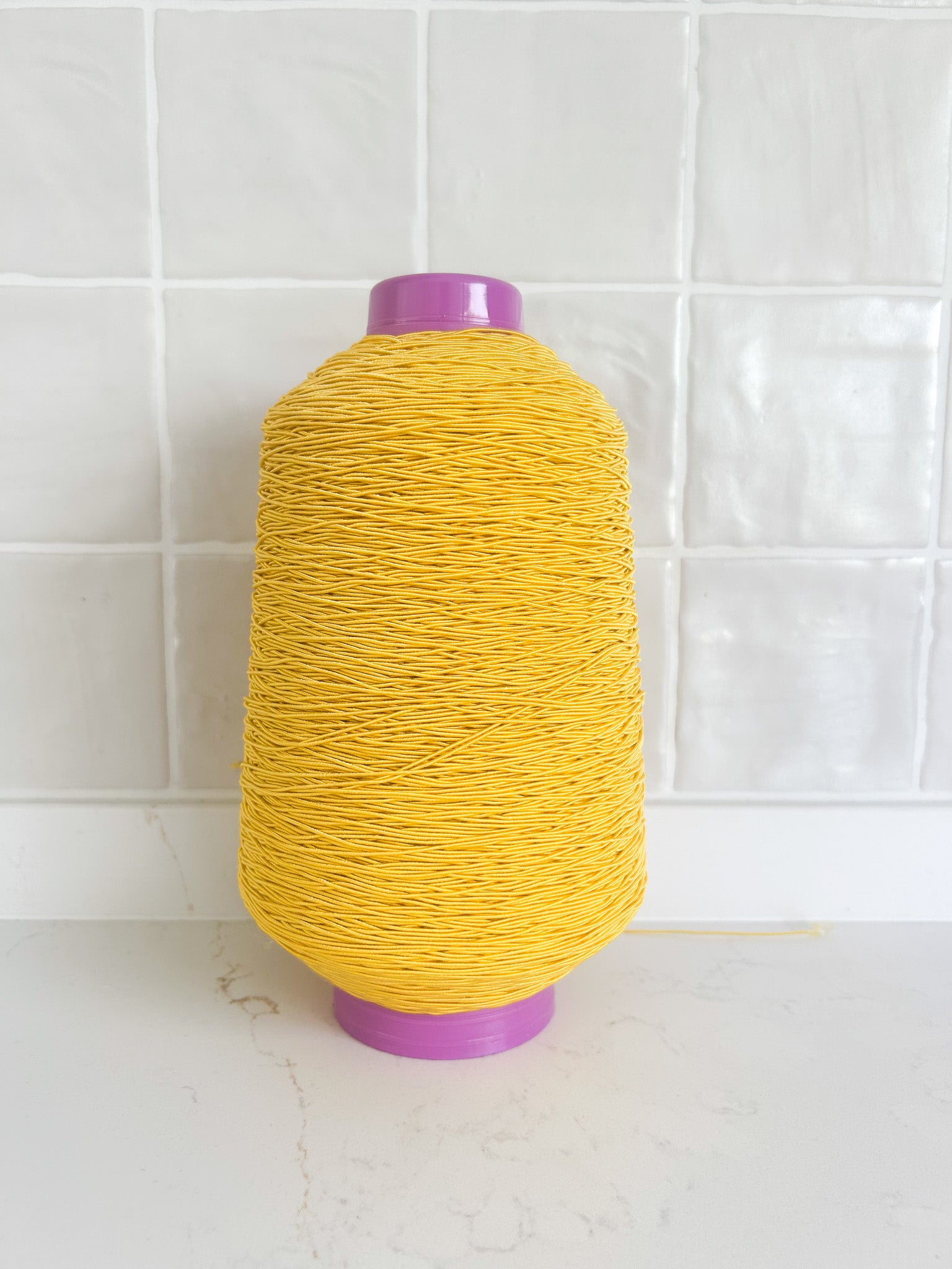Elastisches Band gelb