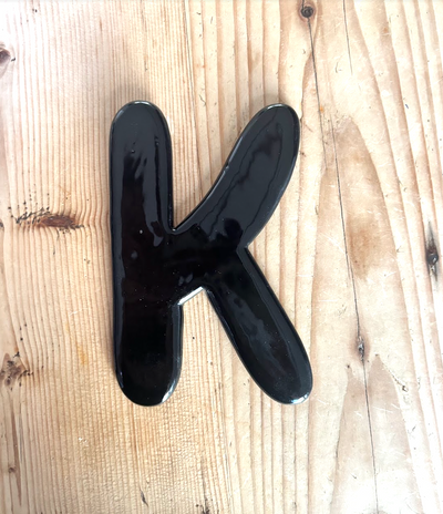 Keramische letter K