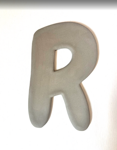 Keramische letter R